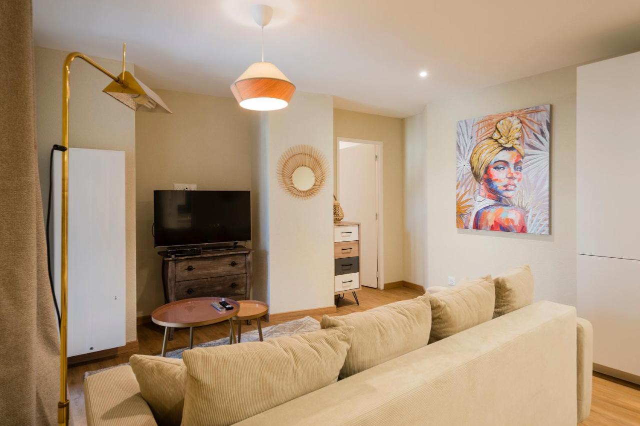 Bel Appartement En Centre Ville 에비앙레스벵즈 외부 사진