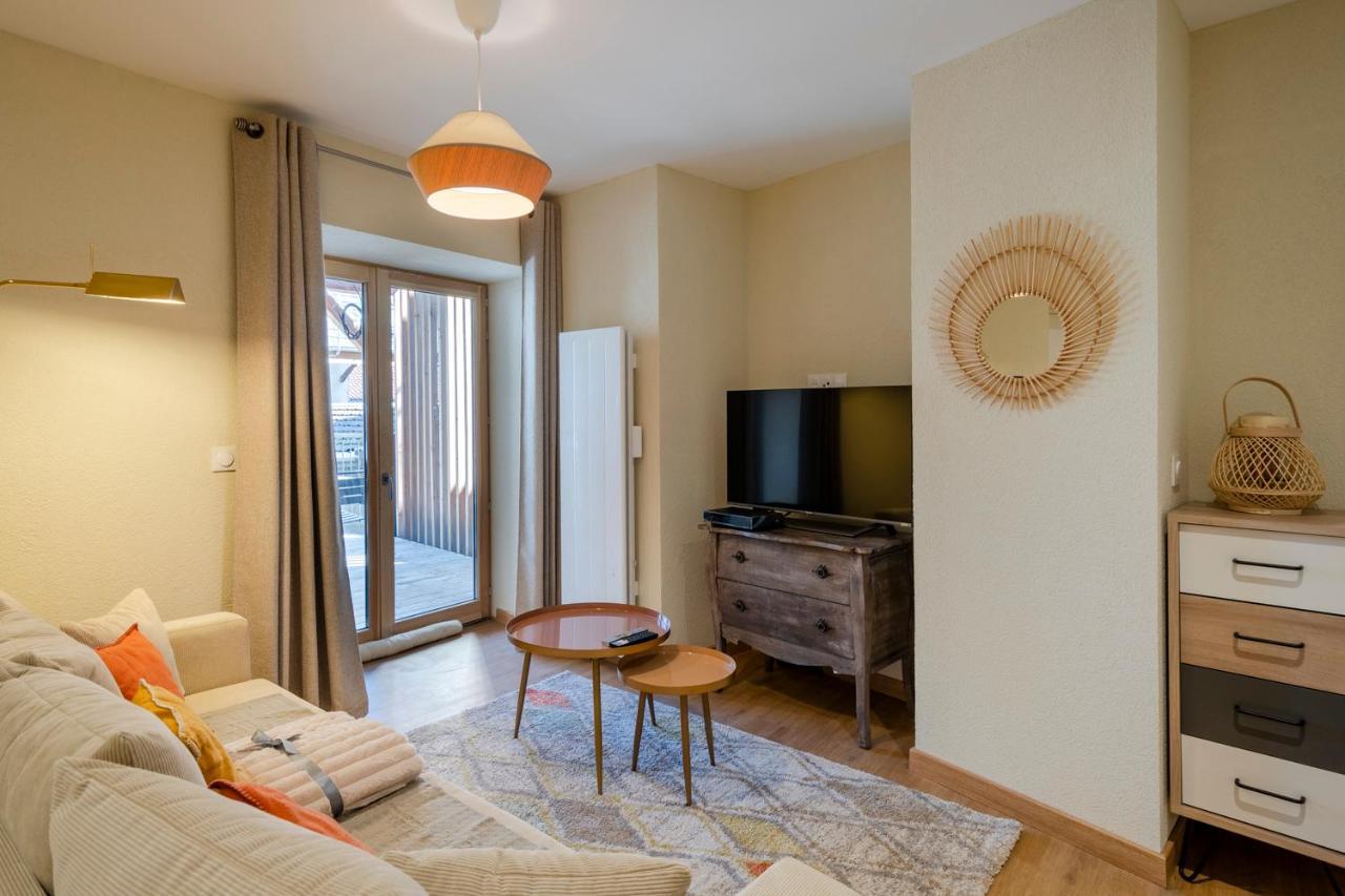 Bel Appartement En Centre Ville 에비앙레스벵즈 외부 사진